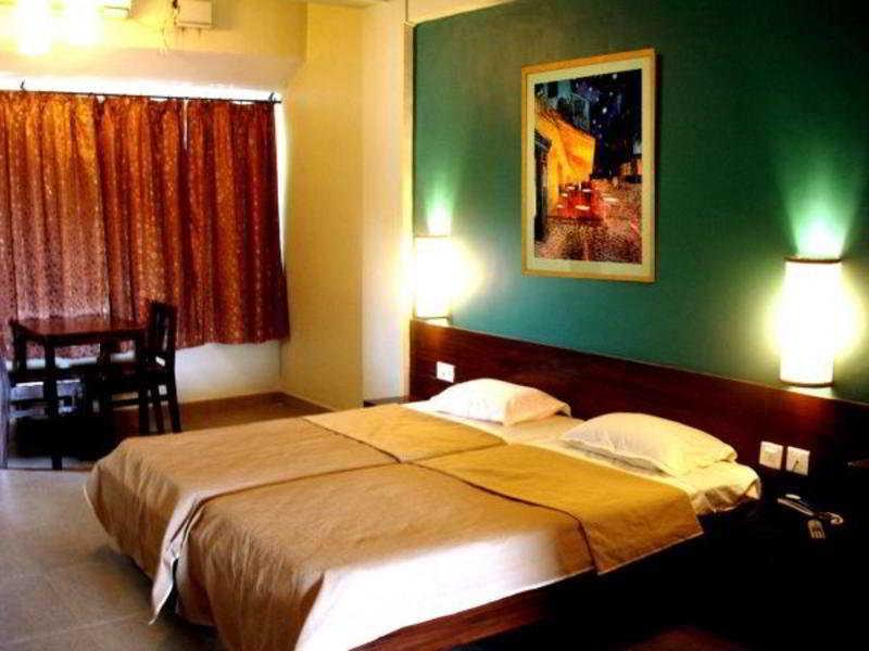 Oyo Flagship Paradise Inn Near Immaculate Conception Church Panaji Exterior foto